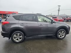 Photo of the vehicle Toyota RAV4