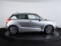 Photo of the vehicle Suzuki Swift