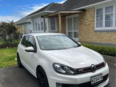 Photo of the vehicle Volkswagen Golf GTI