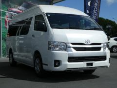 Photo of the vehicle Toyota HiAce