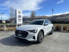 Photo of the vehicle Audi e-tron