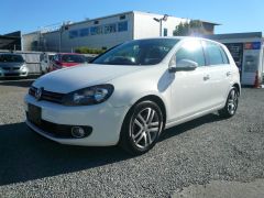 Photo of the vehicle Volkswagen Golf