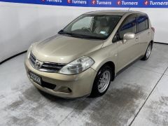 Photo of the vehicle Nissan Tiida