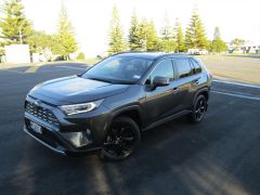 Photo of the vehicle Toyota RAV4