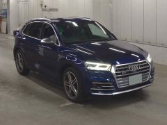 Photo of the vehicle Audi SQ5