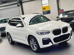 Photo of the vehicle BMW X3