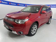 Photo of the vehicle Mitsubishi Outlander