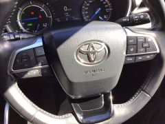 Photo of the vehicle Toyota Highlander