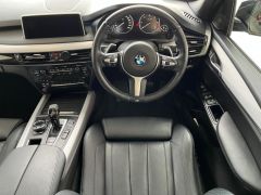 Photo of the vehicle BMW X5