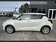 Photo of the vehicle Suzuki Swift