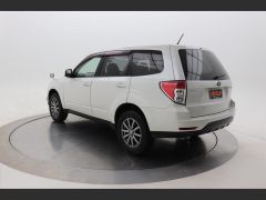 Photo of the vehicle Subaru Forester