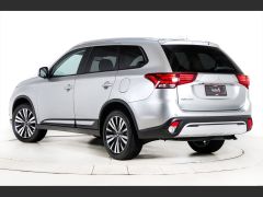 Photo of the vehicle Mitsubishi Outlander