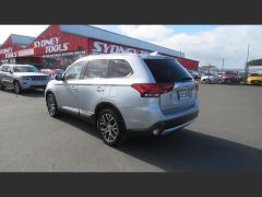 Photo of the vehicle Mitsubishi Outlander