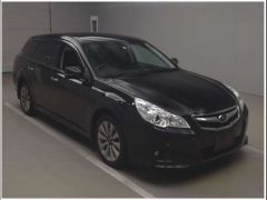 Photo of the vehicle Subaru Legacy