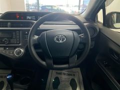 Photo of the vehicle Toyota Aqua