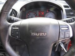 Photo of the vehicle Isuzu D-Max