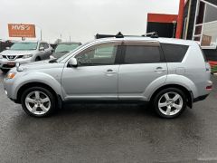 Photo of the vehicle Mitsubishi Outlander