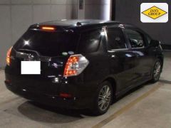 Photo of the vehicle Honda Fit