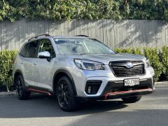 Photo of the vehicle Subaru Forester