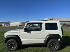 Photo of the vehicle Suzuki Jimny