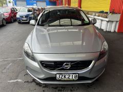 Photo of the vehicle Volvo V40