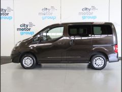 Photo of the vehicle Nissan NV200