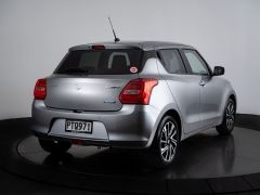 Photo of the vehicle Suzuki Swift