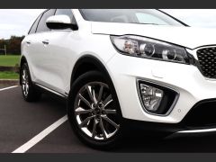 Photo of the vehicle Kia Sorento