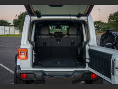 Photo of the vehicle Jeep Wrangler