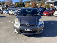 Photo of the vehicle Toyota Vitz