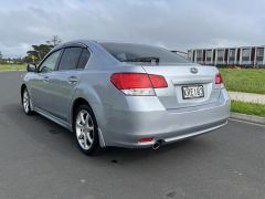 Photo of the vehicle Subaru Legacy