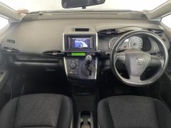 Photo of the vehicle Toyota Wish