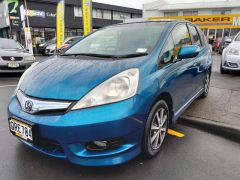 Photo of the vehicle Honda Fit