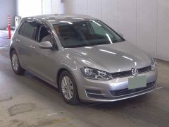 Photo of the vehicle Volkswagen Golf