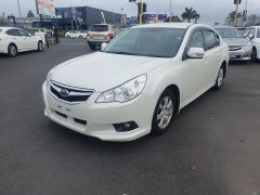 Photo of the vehicle Subaru Legacy