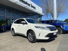 Photo of the vehicle Toyota Harrier