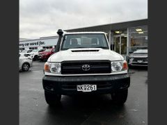 Photo of the vehicle Toyota Land Cruiser