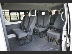 Photo of the vehicle Toyota HiAce