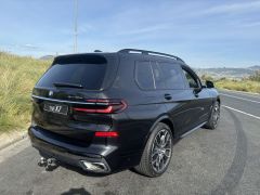 Photo of the vehicle BMW X7