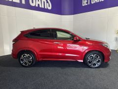 Photo of the vehicle Honda Vezel