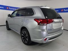 Photo of the vehicle Mitsubishi Outlander