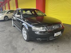 Photo of the vehicle Audi S4