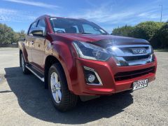 Photo of the vehicle Isuzu D-Max