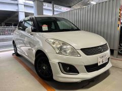 Photo of the vehicle Suzuki Swift