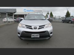 Photo of the vehicle Toyota RAV4