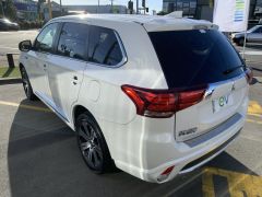 Photo of the vehicle Mitsubishi Outlander