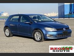 Photo of the vehicle Volkswagen Golf