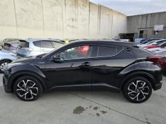 Photo of the vehicle Toyota C-HR