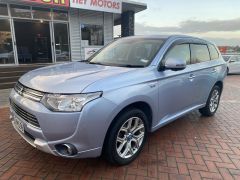 Photo of the vehicle Mitsubishi Outlander