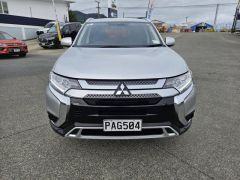 Photo of the vehicle Mitsubishi Outlander